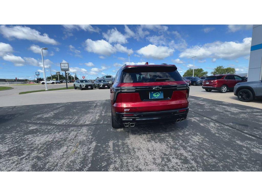 used 2024 Chevrolet Traverse car, priced at $52,995