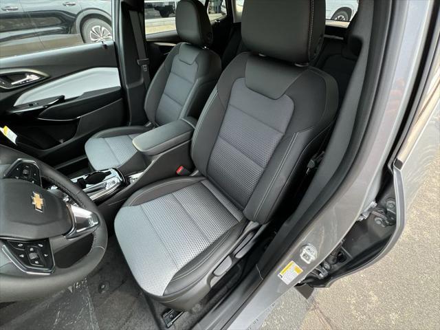 new 2025 Chevrolet Trax car, priced at $24,690