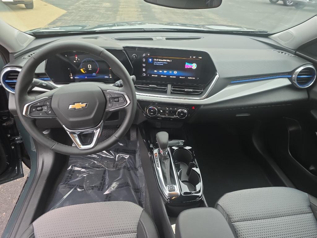new 2025 Chevrolet Trax car, priced at $24,110