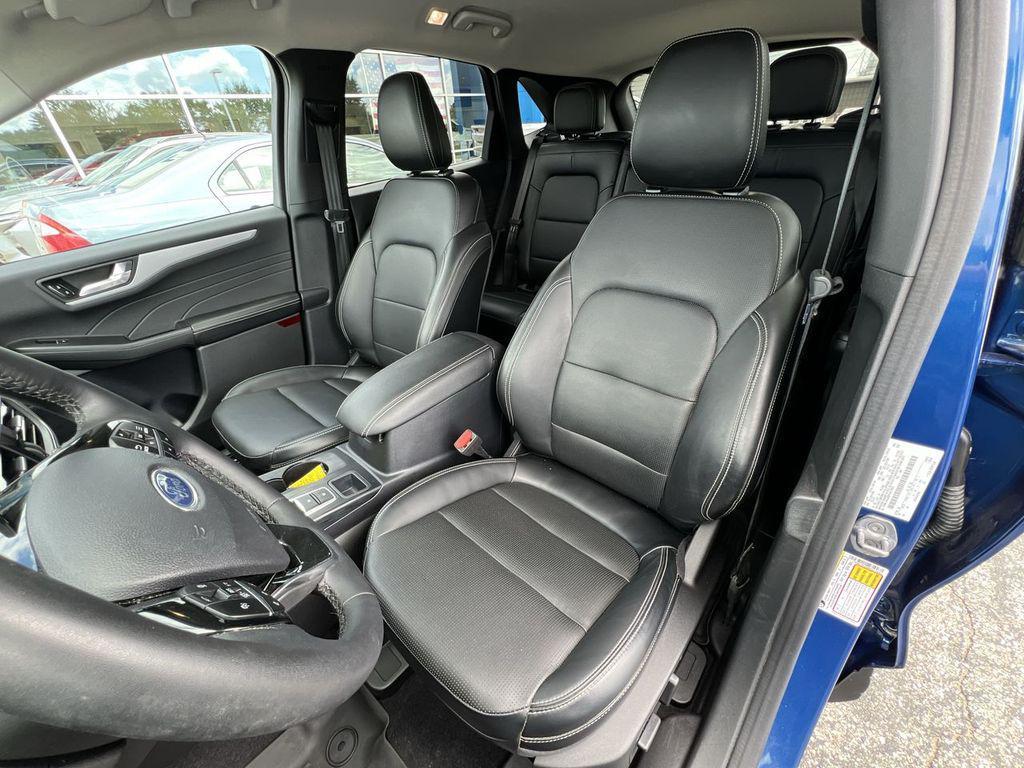 used 2023 Ford Escape car, priced at $26,995