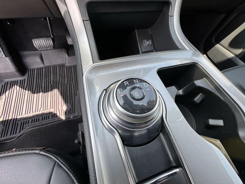 used 2024 Ford Edge car, priced at $27,995