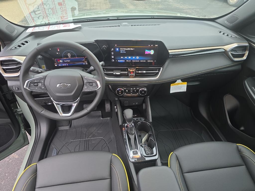 new 2025 Chevrolet TrailBlazer car, priced at $32,180