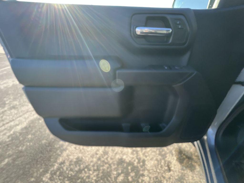 new 2026 Chevrolet Silverado 1500 car, priced at $40,190