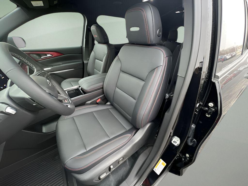 new 2026 Chevrolet Traverse car, priced at $51,445