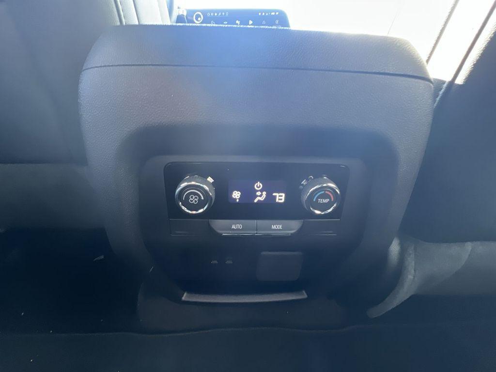 new 2026 Chevrolet Traverse car, priced at $52,415