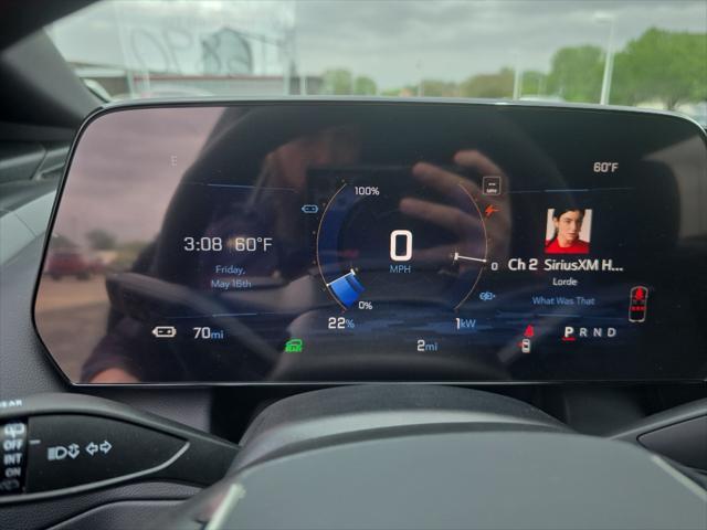 new 2025 Chevrolet Equinox EV car, priced at $44,390
