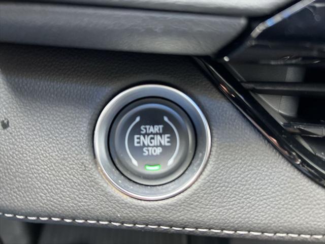 used 2025 Buick Enclave car, priced at $59,995
