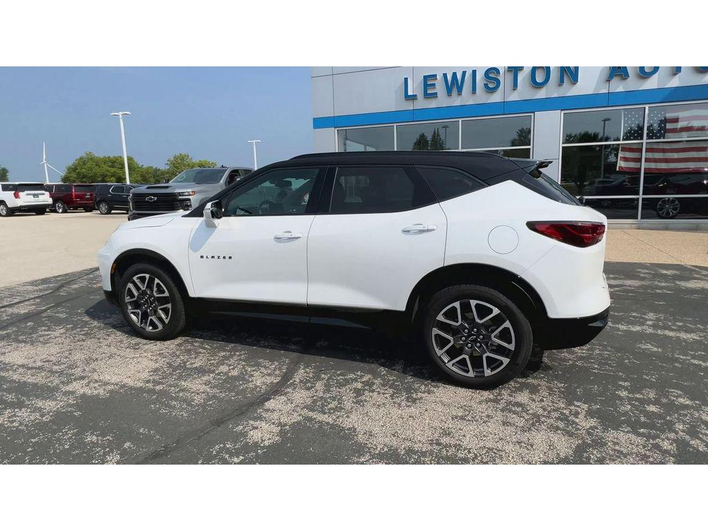 used 2024 Chevrolet Blazer car, priced at $39,995