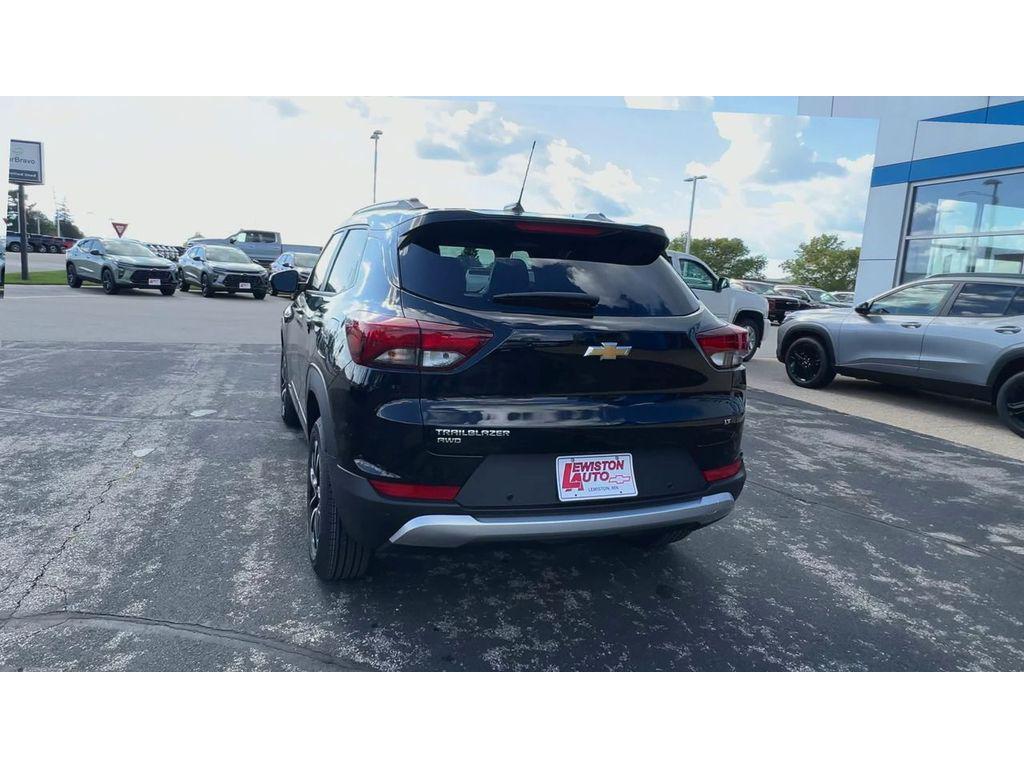 new 2026 Chevrolet TrailBlazer car, priced at $30,375