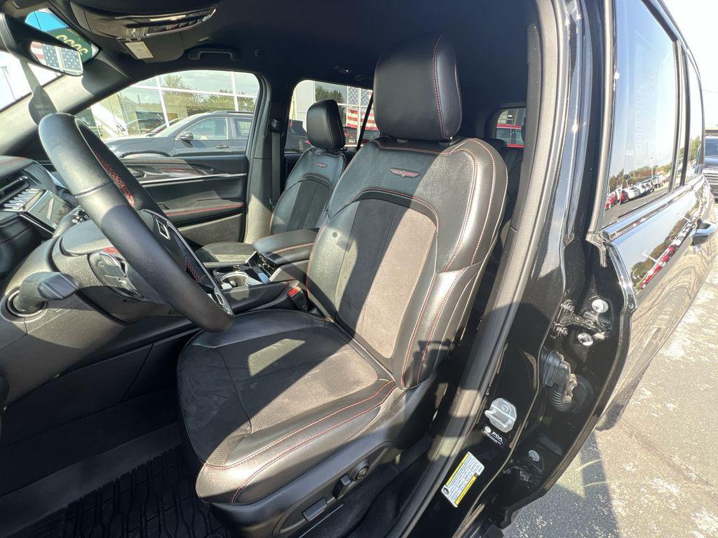 used 2022 Jeep Grand Cherokee car, priced at $35,750