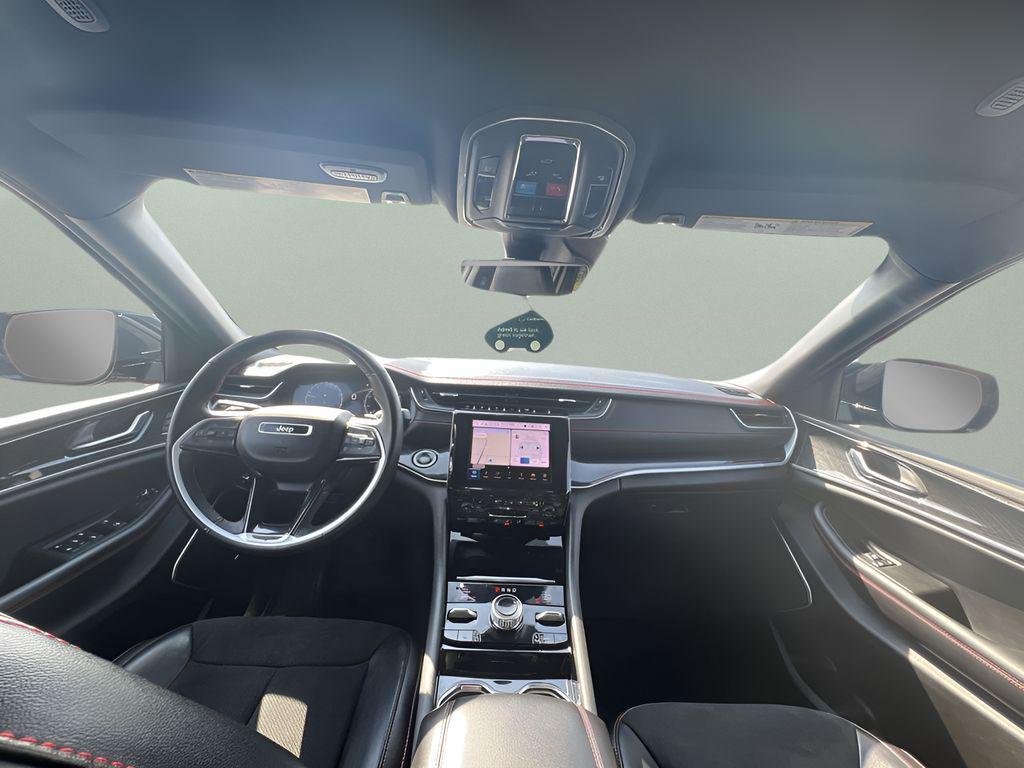 used 2022 Jeep Grand Cherokee car, priced at $34,995