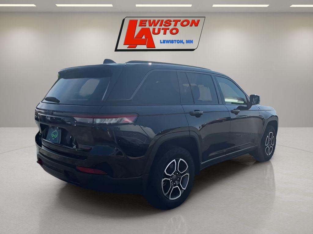 used 2022 Jeep Grand Cherokee car, priced at $34,995