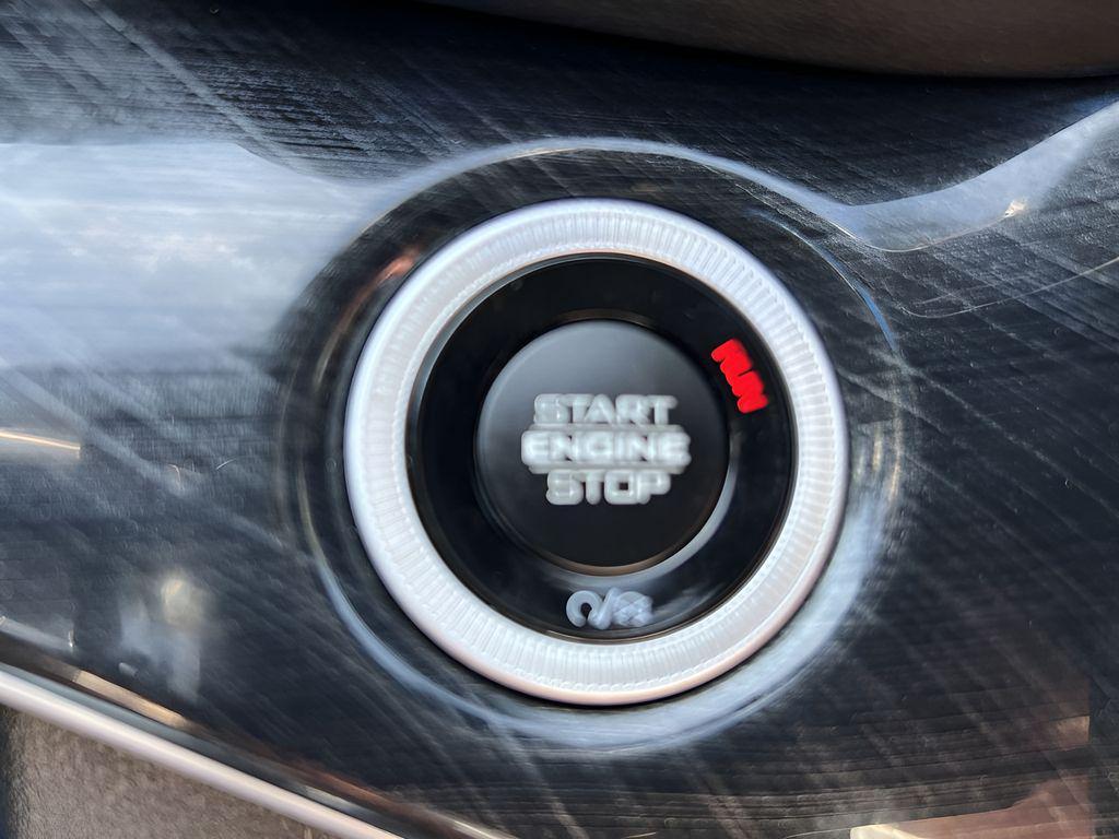 used 2022 Jeep Grand Cherokee car, priced at $34,995