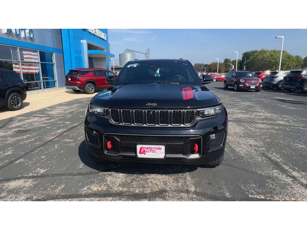 used 2022 Jeep Grand Cherokee car, priced at $35,750