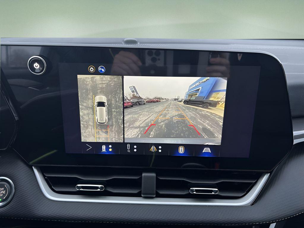 new 2026 Chevrolet Equinox car, priced at $35,065