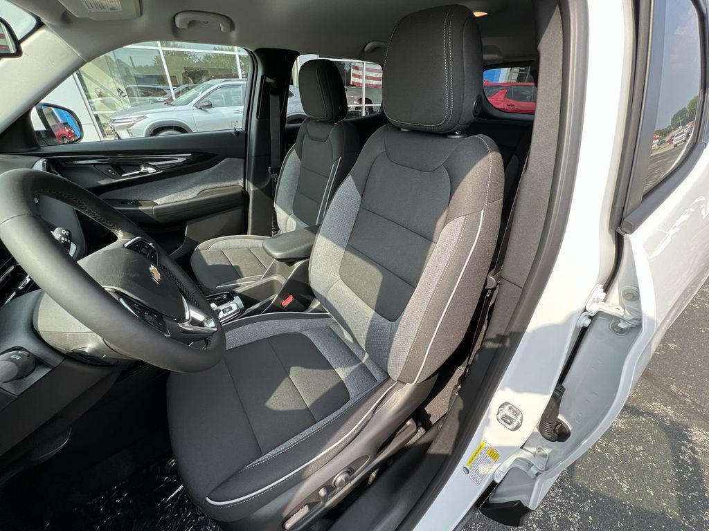 new 2026 Chevrolet TrailBlazer car, priced at $29,775
