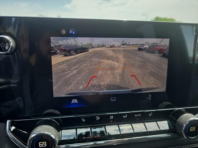 new 2025 Chevrolet Colorado car, priced at $39,190