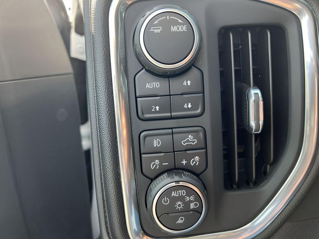 used 2022 Chevrolet Silverado 1500 car, priced at $30,995