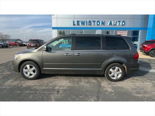 used 2010 Volkswagen Routan car, priced at $2,995