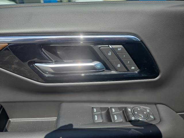 new 2025 Chevrolet Suburban car, priced at $93,730