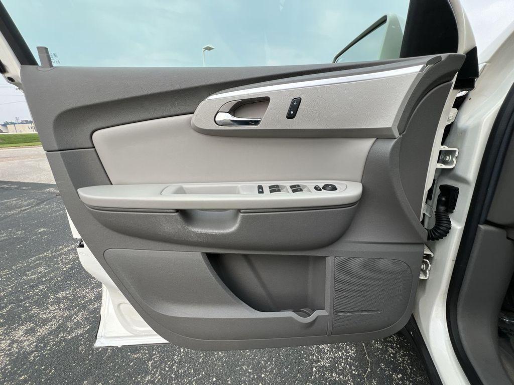used 2012 Chevrolet Traverse car, priced at $5,450