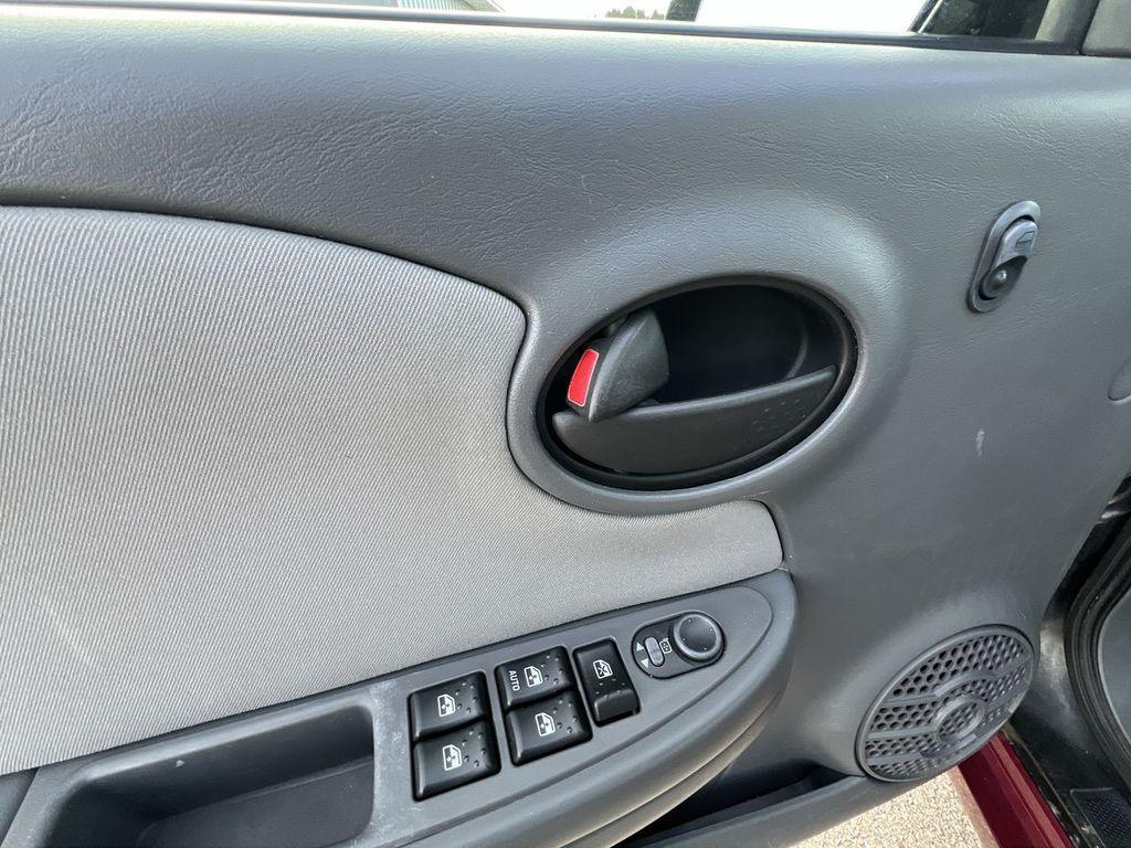 used 2007 Saturn Ion car, priced at $2,995