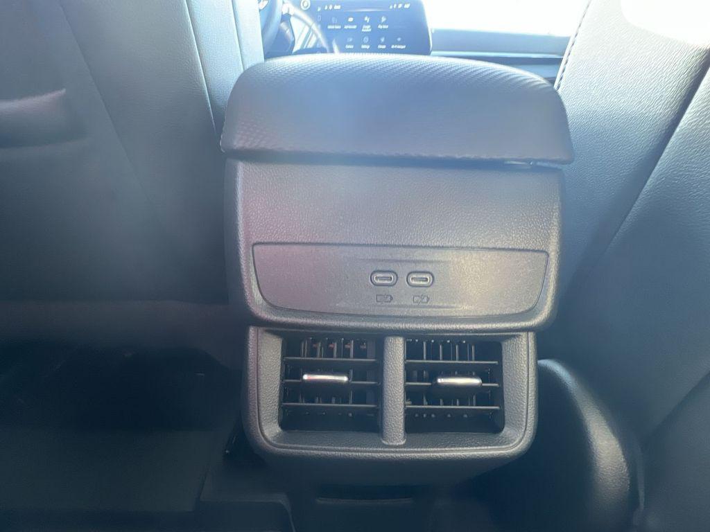 new 2026 Chevrolet Equinox car, priced at $34,120