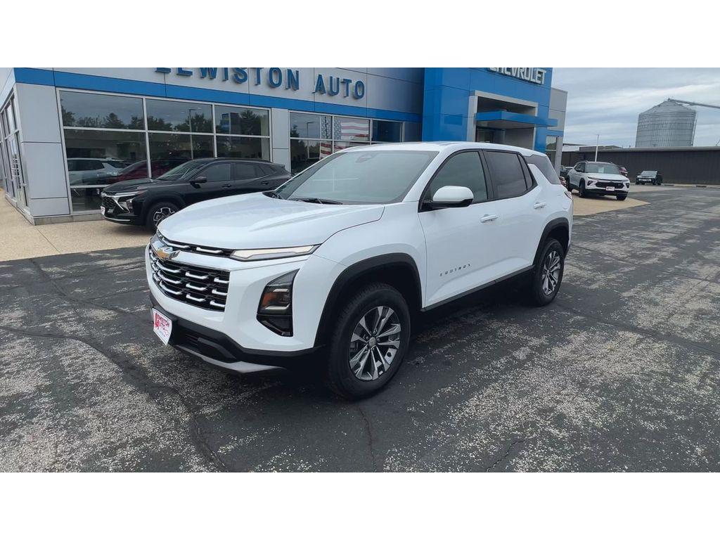 new 2026 Chevrolet Equinox car, priced at $33,545