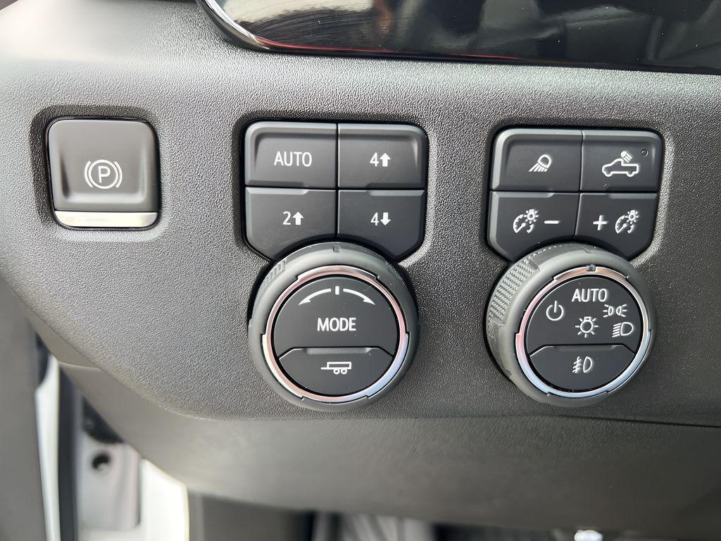 used 2024 Chevrolet Silverado 1500 car, priced at $51,995