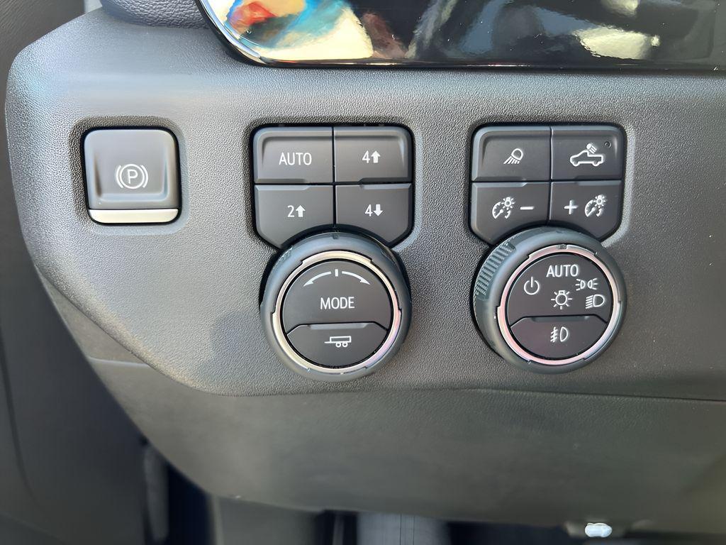 used 2022 Chevrolet Silverado 1500 car, priced at $43,995