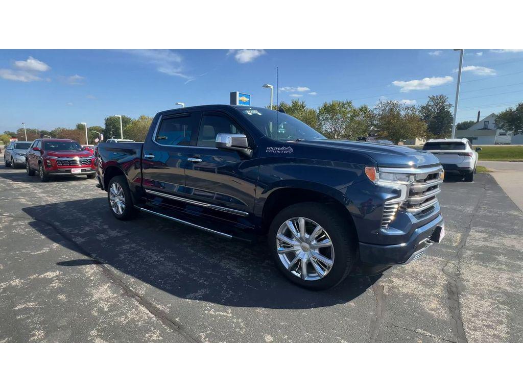 used 2022 Chevrolet Silverado 1500 car, priced at $43,995