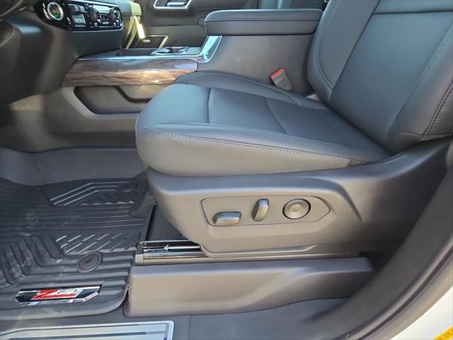 new 2025 Chevrolet Silverado 3500 car, priced at $70,095