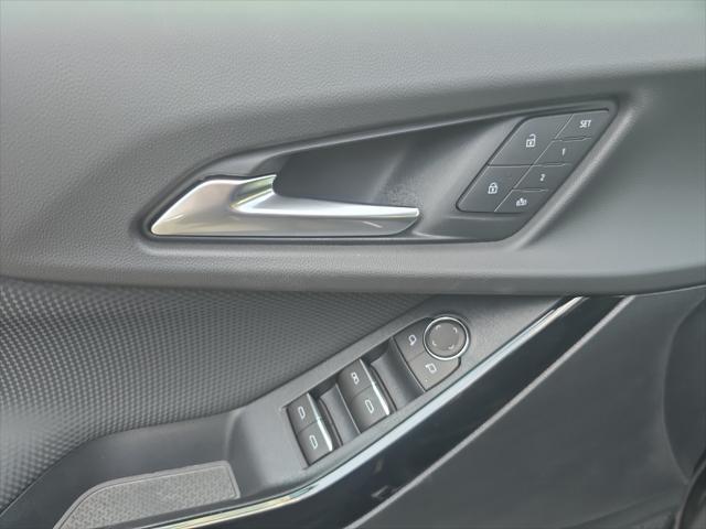 new 2026 Chevrolet Equinox car, priced at $38,115
