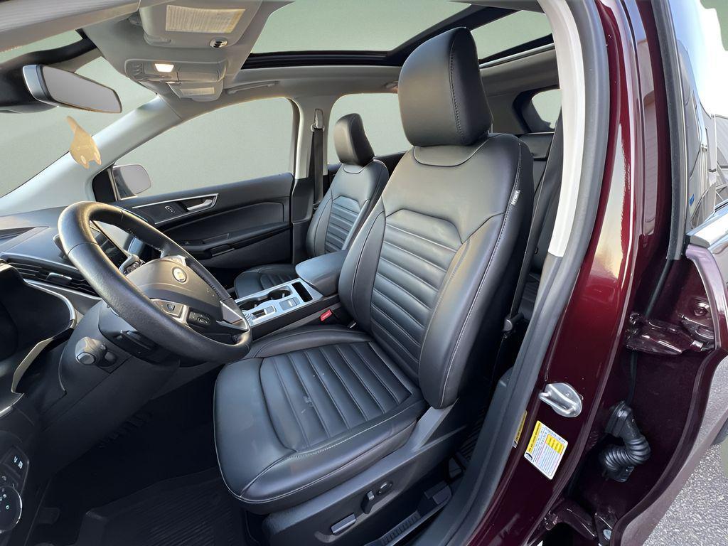 used 2021 Ford Edge car, priced at $18,995