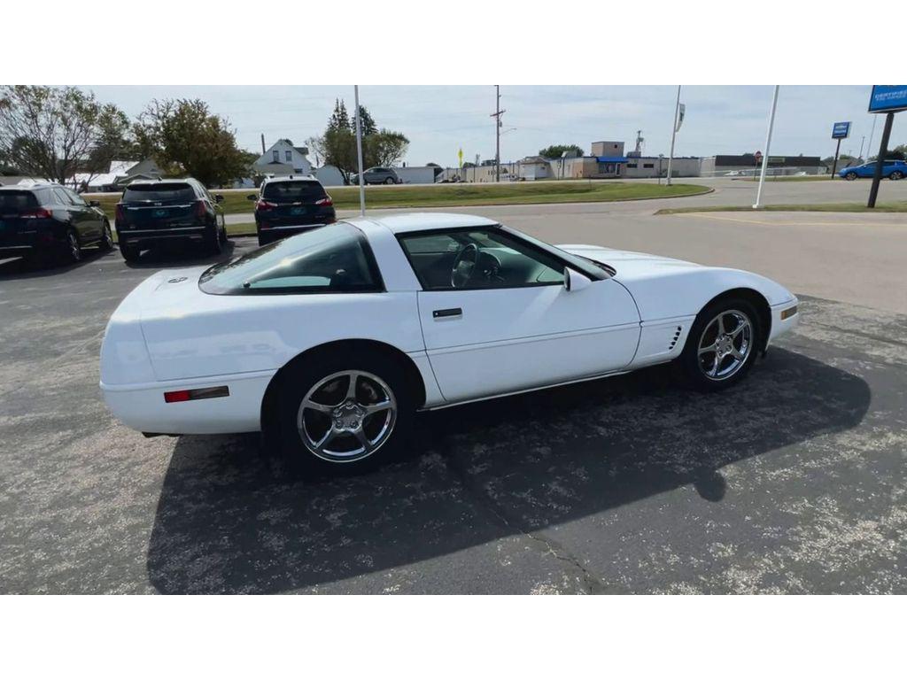 used 1995 Chevrolet Corvette car, priced at $11,995