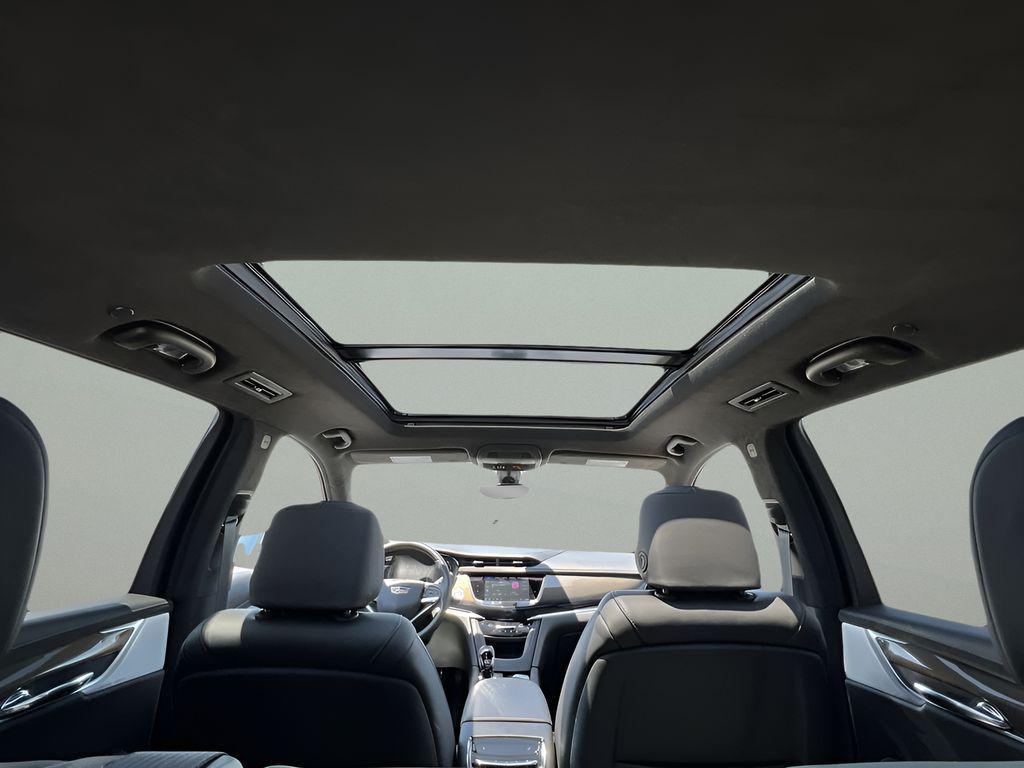 used 2024 Cadillac XT6 car, priced at $48,995