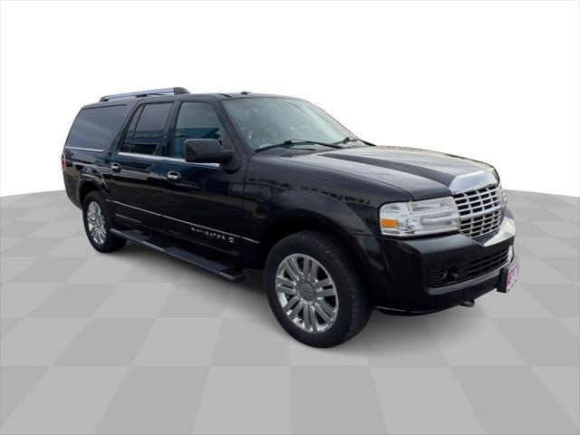 used 2013 Lincoln Navigator car, priced at $6,995