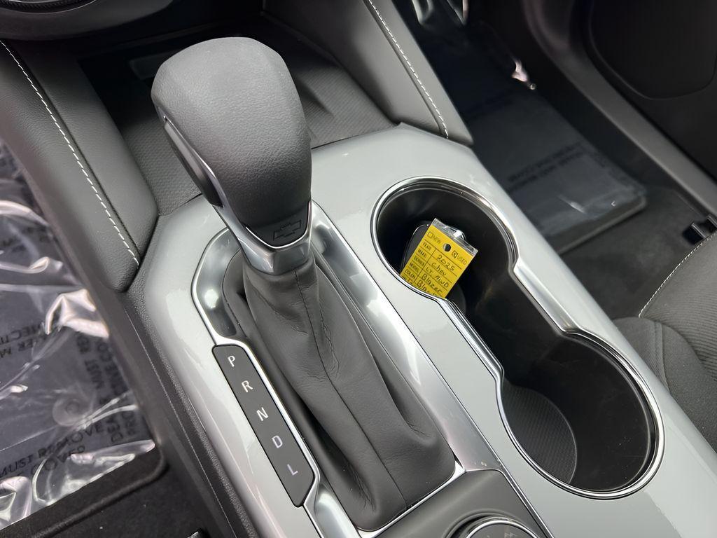 used 2025 Chevrolet Blazer car, priced at $35,995