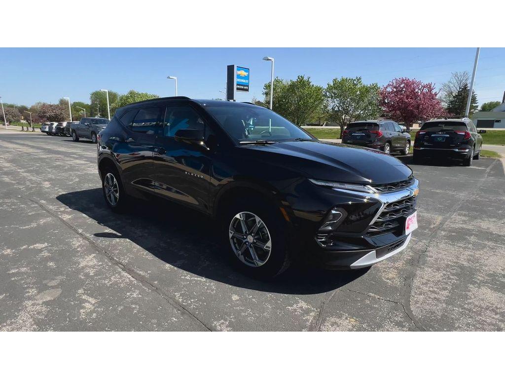 used 2025 Chevrolet Blazer car, priced at $36,995