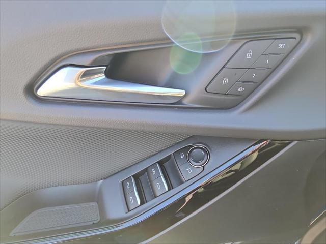 new 2026 Chevrolet Equinox car, priced at $39,580