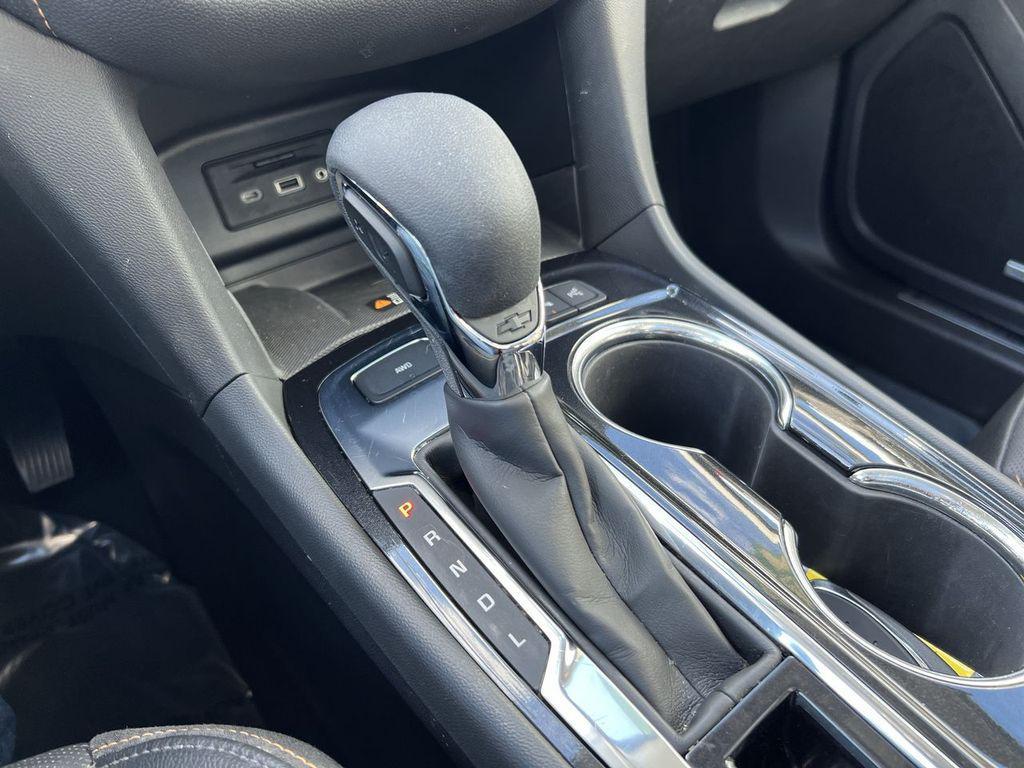 used 2023 Chevrolet Equinox car, priced at $25,995