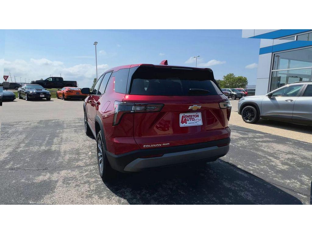 new 2026 Chevrolet Equinox car, priced at $35,310