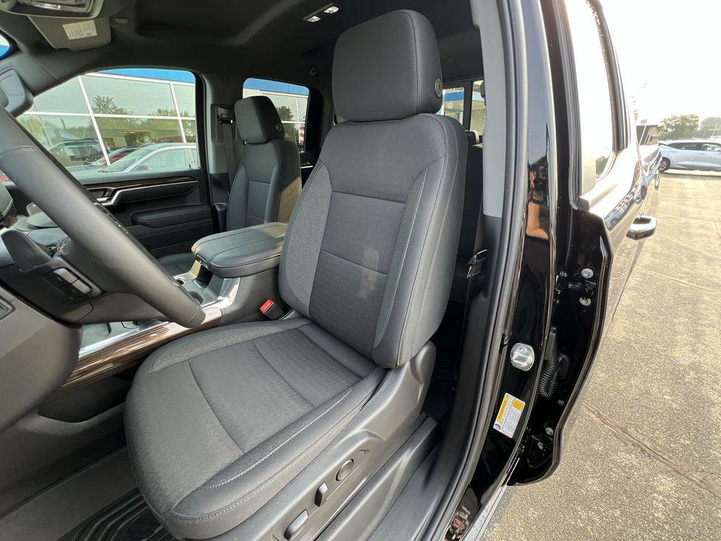 new 2026 Chevrolet Silverado 1500 car, priced at $56,290