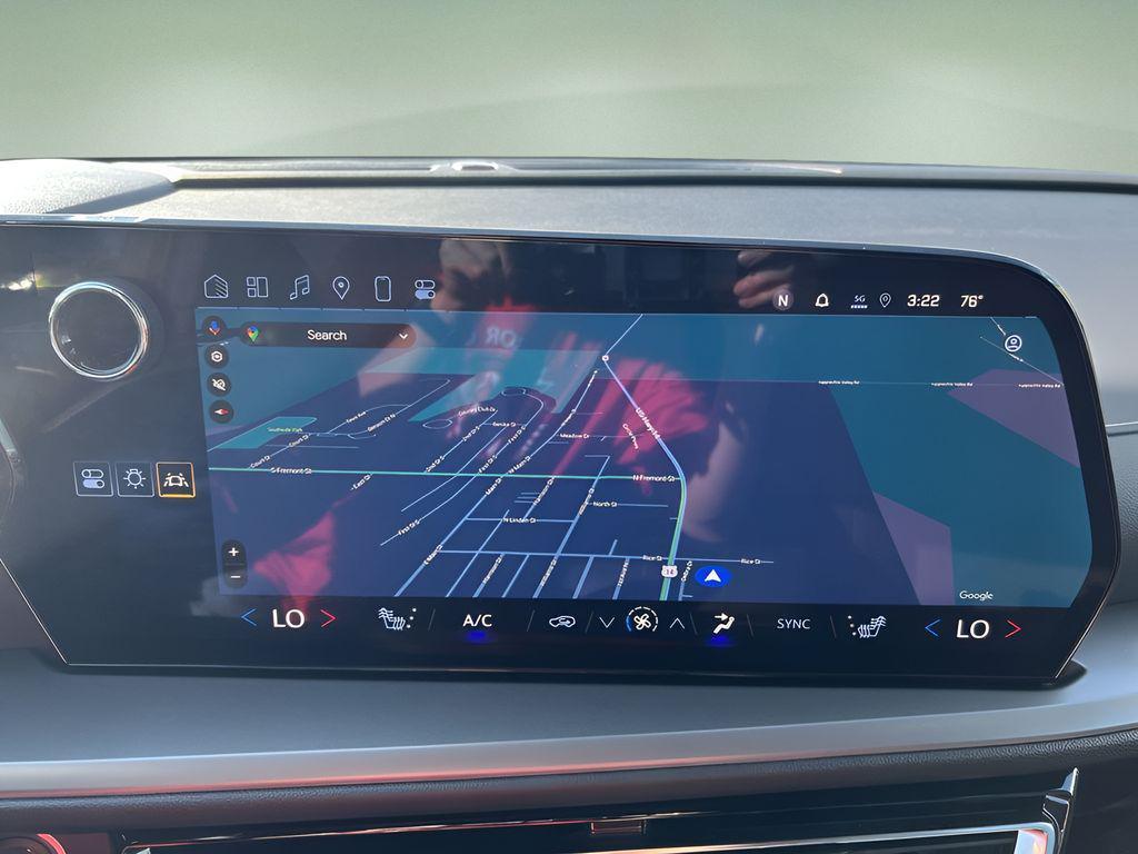 used 2025 Chevrolet Traverse car, priced at $39,995