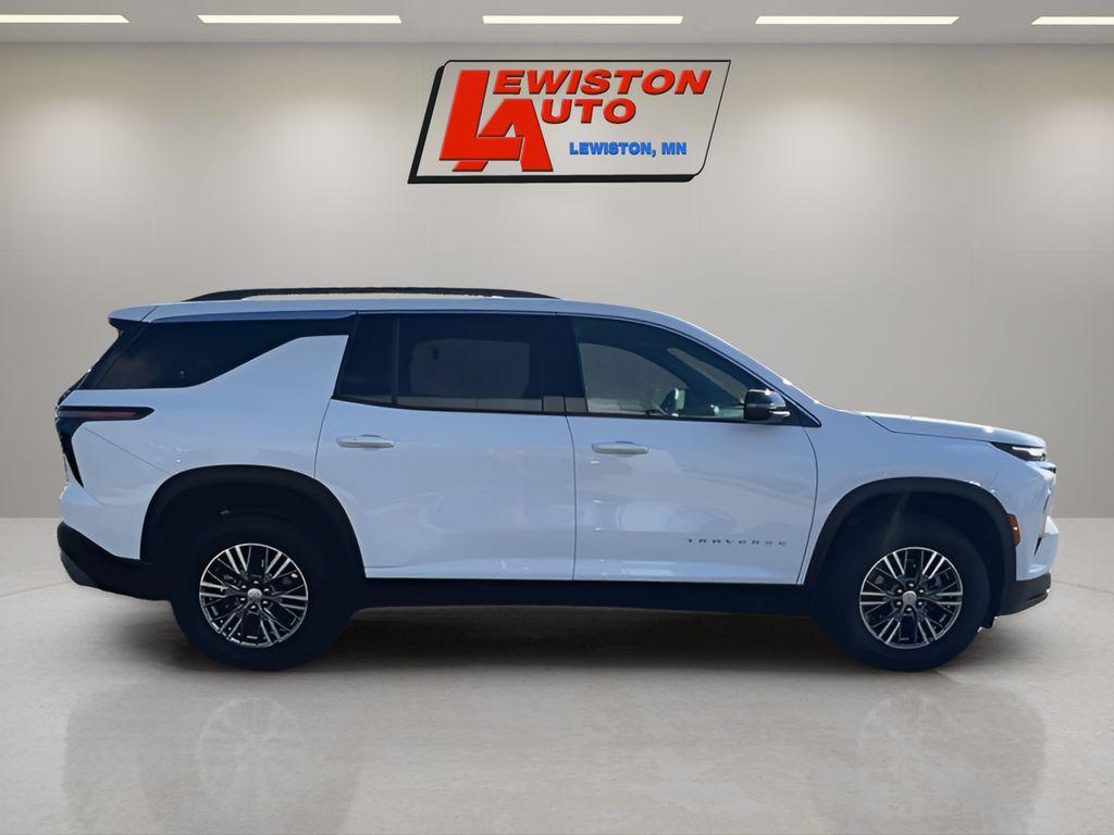 used 2025 Chevrolet Traverse car, priced at $39,995