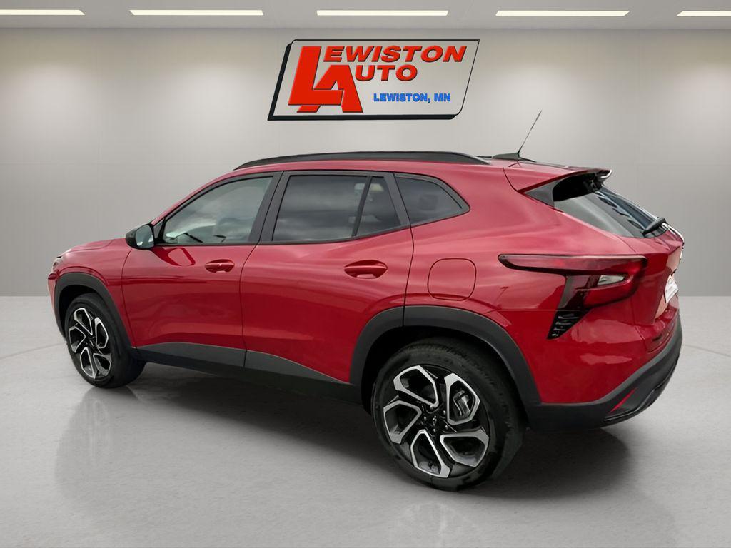 new 2026 Chevrolet Trax car, priced at $28,385