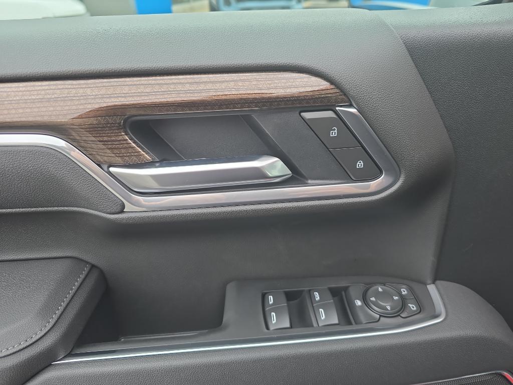 new 2025 Chevrolet Silverado 1500 car, priced at $53,070