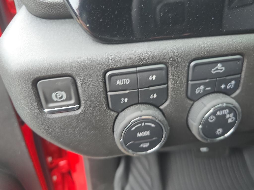 new 2025 Chevrolet Silverado 1500 car, priced at $53,070