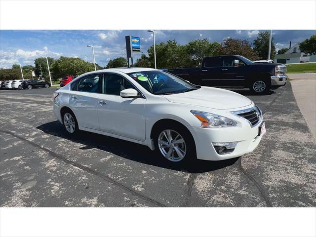 used 2014 Nissan Altima car, priced at $13,995