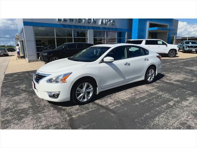 used 2014 Nissan Altima car, priced at $13,995